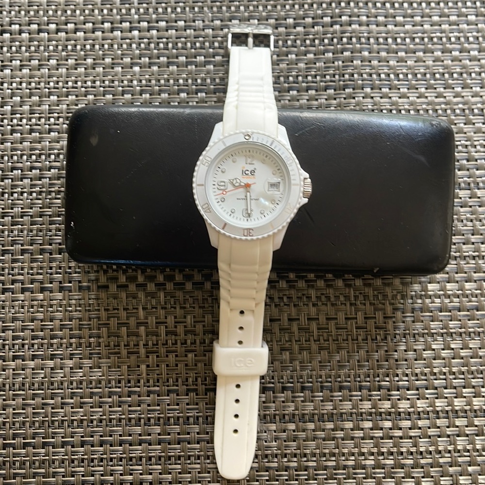 Ice watch